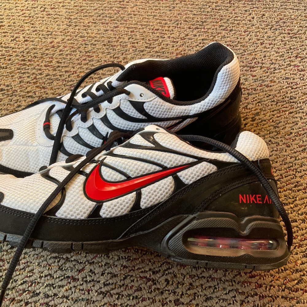 Nike Air MaxAir Torch 4. -NEVER WORN